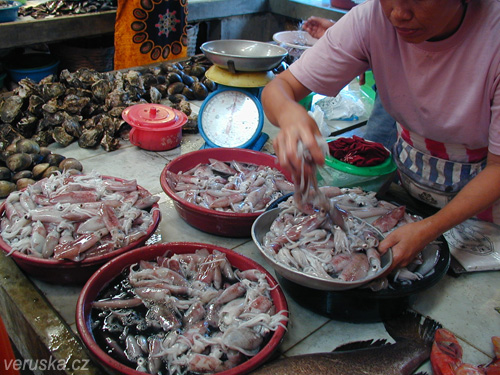 Trh na ostrově Boracay